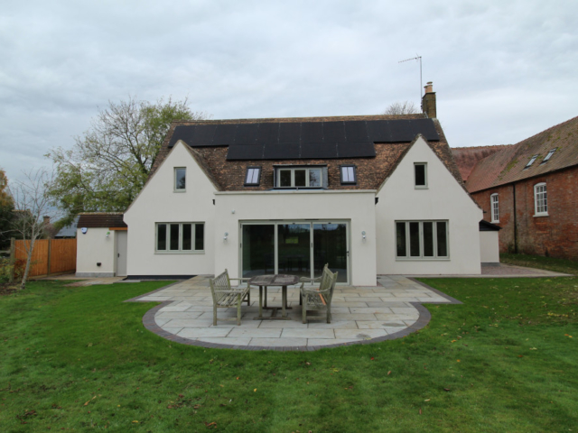builder-outdoor-patio